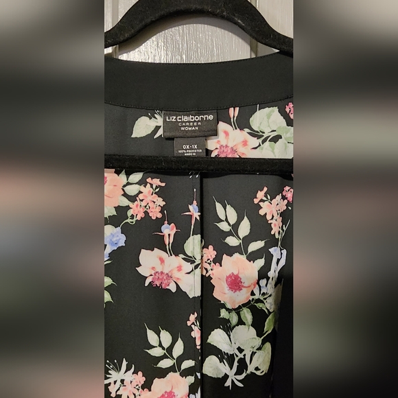 Liz Claiborne Black Floral Kimono Style Wrap, Size 0X-1X, EUC - Picture 2 of 5